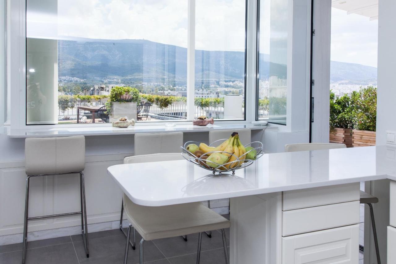 Gorgeous Penthouse With Private Jacuzzi And Amazing View! Athens Exterior photo