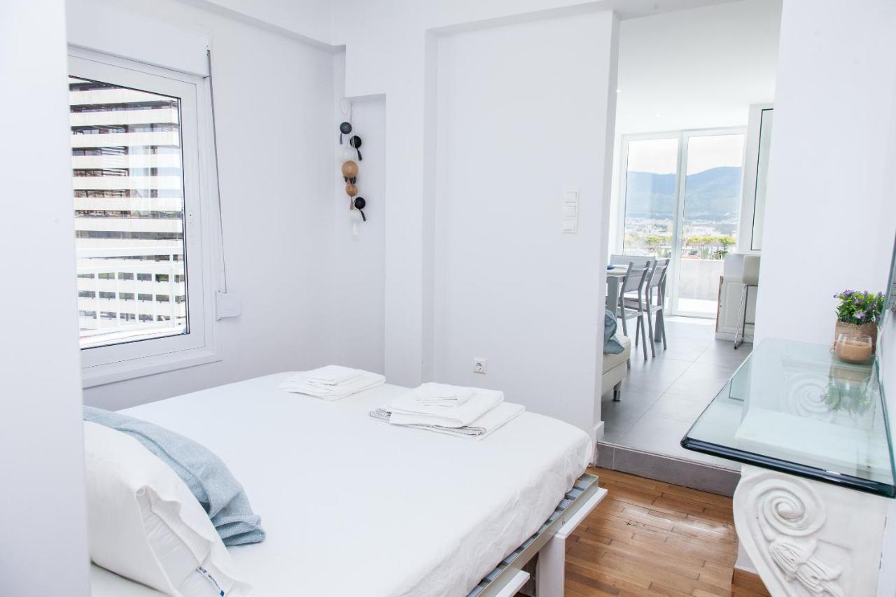 Gorgeous Penthouse With Private Jacuzzi And Amazing View! Athens Exterior photo