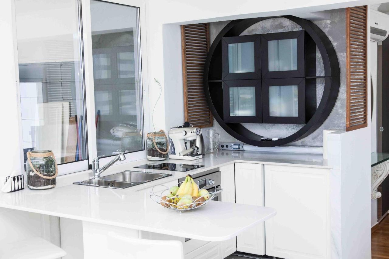 Gorgeous Penthouse With Private Jacuzzi And Amazing View! Athens Exterior photo